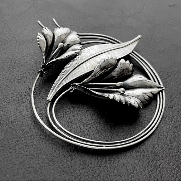 Huge vintage sterling silver Artisan made flower brooch pin - Picture 4 of 10